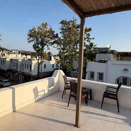 Cielo Hotel *